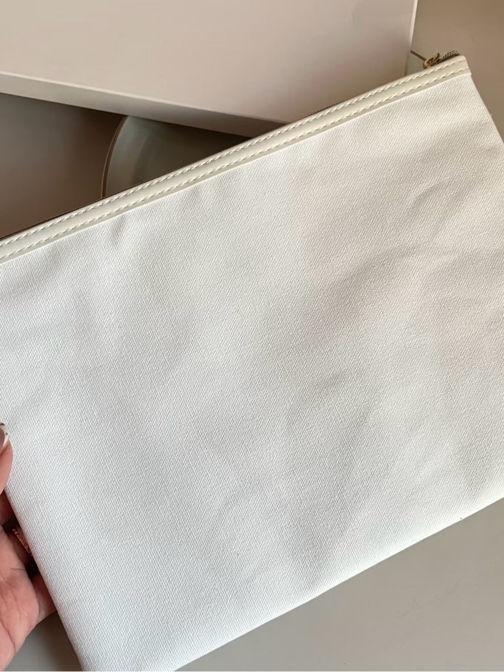 New Dior Beauty White Pouch with Gold J’ADORE Lettering - Picture 4 of 7